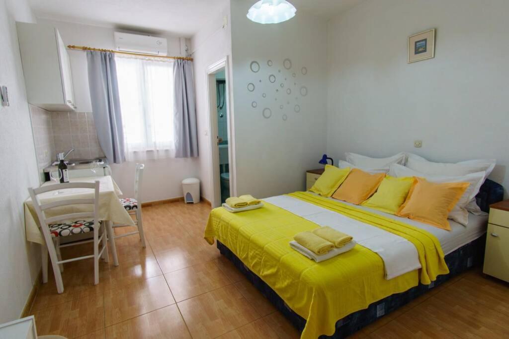 Lovely Studio Apartment For 2 Free Private Parking Makarska Eksteriør bilde